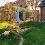 Apartment Große / Haushälfte In Peetzig Am *