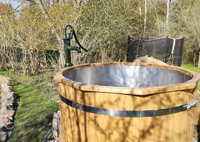 شقة Grosse / Haushaelfte In Peetzig Am *