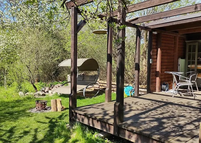 Apartamento Grosse / Haushaelfte In Peetzig Am