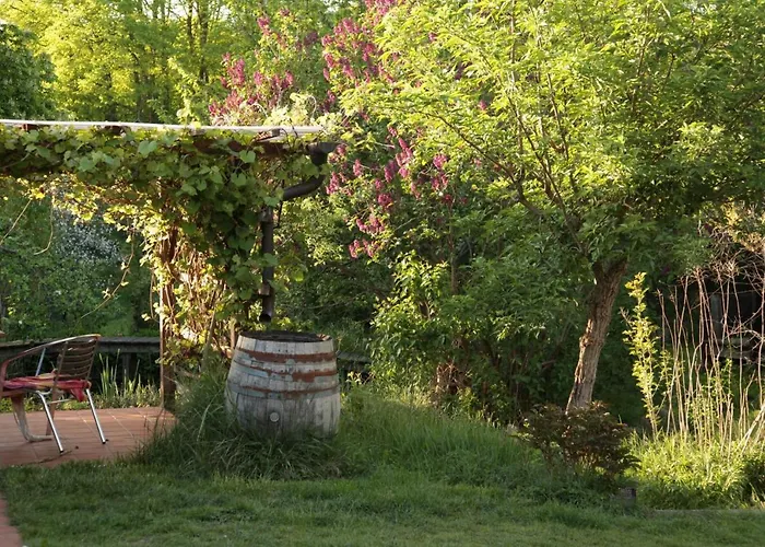 Grosse / Haushaelfte In Peetzig Am Apartamento Angermunde