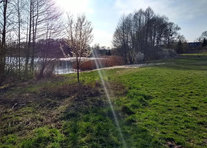 Grosse / Haushaelfte In Peetzig Am * آنغرمونده